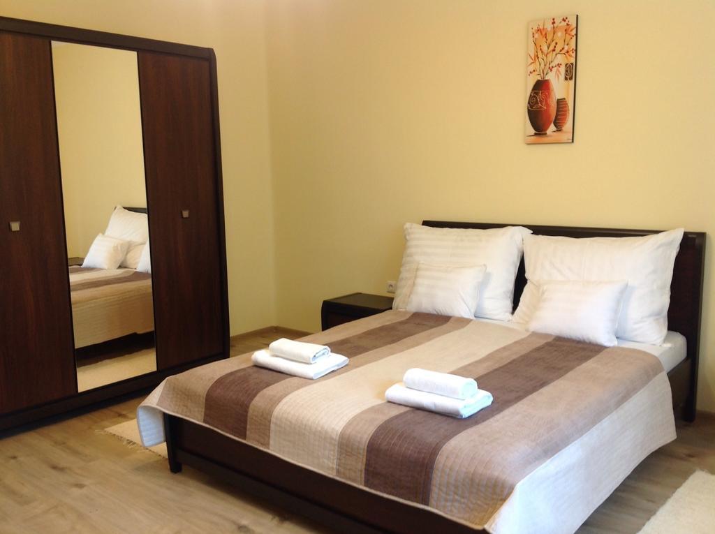 Honved Apartmanhaz Heviz Bilik gambar